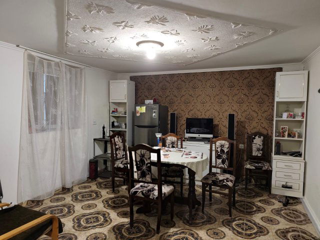 Eladó családi ház, Baján 17.9 M Ft, 1 szobás