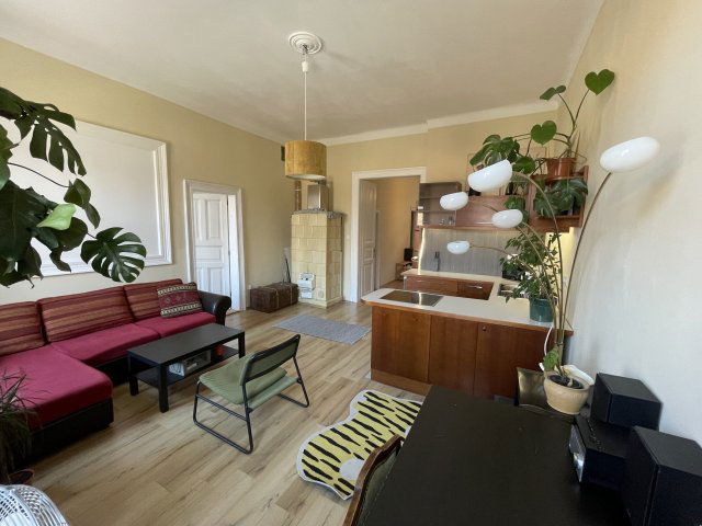 Kiadó téglalakás, albérlet, VII. kerületben, Thököly úton