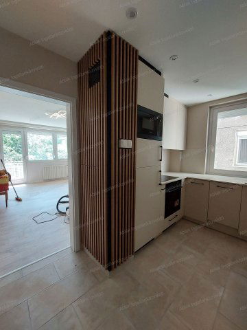 Kiadó panellakás, albérlet, Kecskeméten, Batthyány utcában