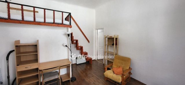 Eladó téglalakás, Budapesten, VI. kerületben 85 M Ft, 2+1 szobás