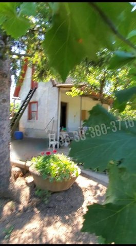 Eladó nyaraló, Dunaújvárosban 5.9 M Ft, 1 szobás