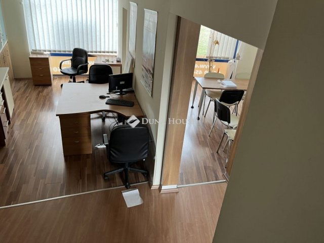 Eladó üzlethelyiség, Budapesten, XVII. kerületben 50.5 M Ft