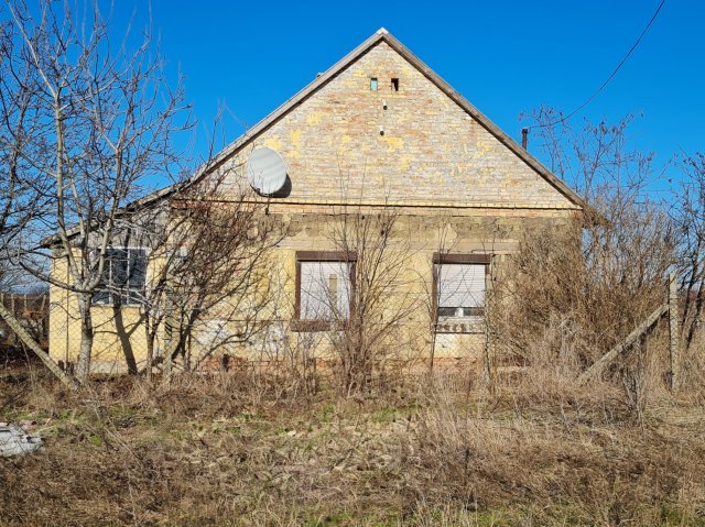 Eladó családi ház, Tiszasülyön 11.5 M Ft, 3 szobás