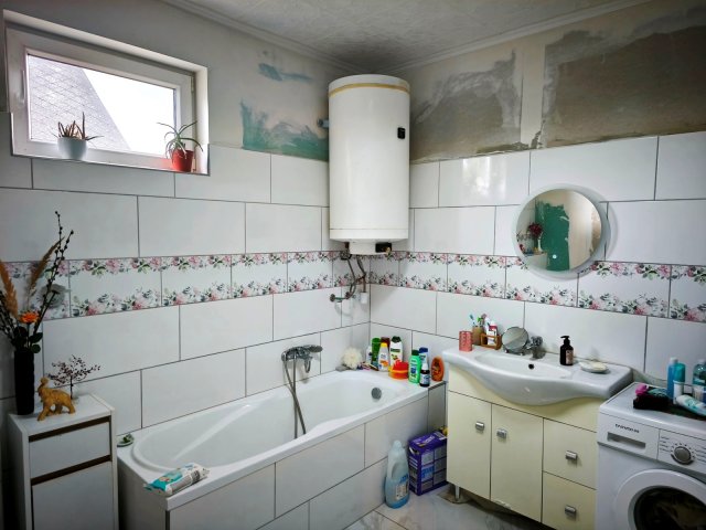 Eladó családi ház, Besenyődön 27.5 M Ft, 2+2 szobás