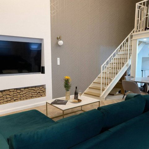 Eladó téglalakás, Budapesten, VI. kerületben, Nagymező utcában