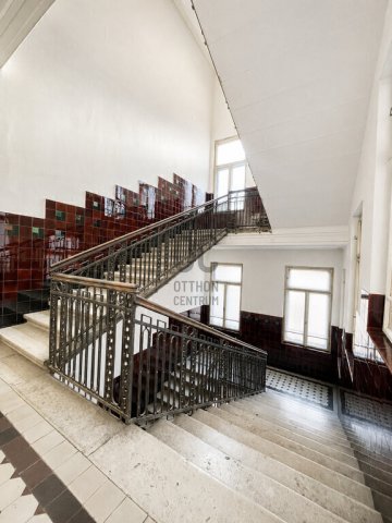 Eladó téglalakás, Budapesten, V. kerületben 119.99 M Ft