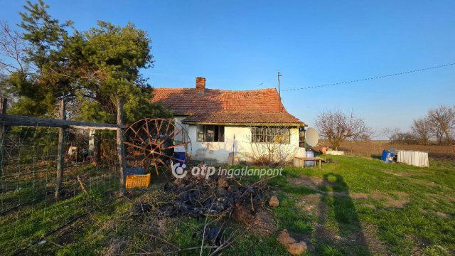 Eladó mezogazdasagi ingatlan, Kabán 25 M Ft, 2 szobás