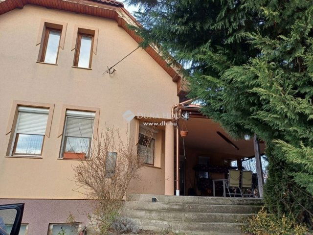 Eladó családi ház, Ráckevén 159.9 M Ft, 3 szobás