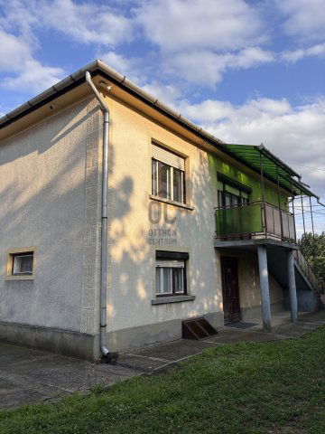Eladó családi ház, Megyaszón 17.99 M Ft, 5 szobás