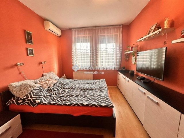 Eladó családi ház, Zalaegerszegen 119.9 M Ft, 4 szobás