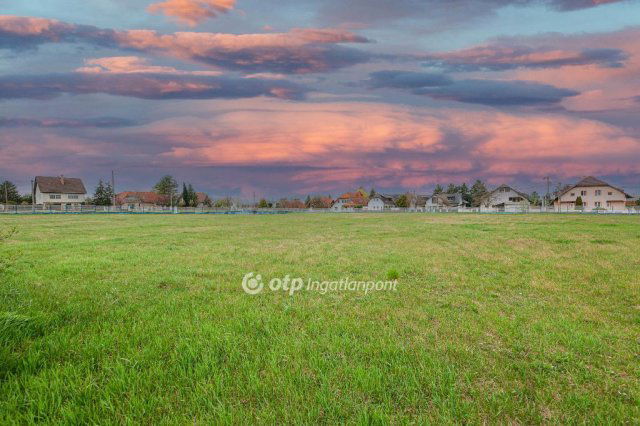 Eladó telek, Budapesten, XVI. kerületben 111.65 M Ft