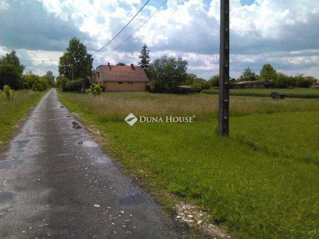 Eladó telek, Sárszentágotán 4 M Ft / költözzbe.hu