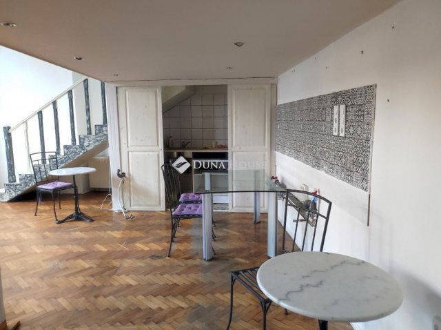 Eladó üzlethelyiség, Szombathelyen, Hollán Ernő utcában