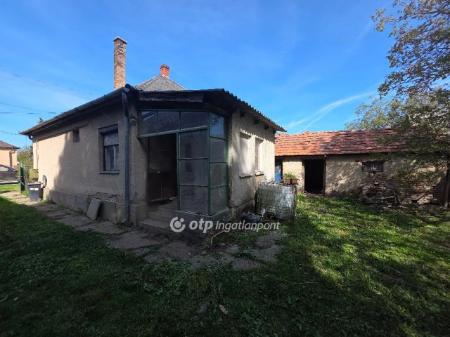Eladó családi ház, Jánosházán 18.19 M Ft, 2 szobás