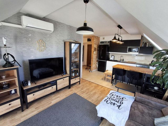 Eladó téglalakás, Tatabányán 74.6 M Ft, 4 szobás