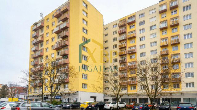 Eladó panellakás, Budapesten, XI. kerületben, Bartók Béla úton