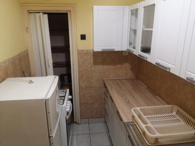 Kiadó téglalakás, albérlet, Tatabányán 150 E Ft / hó