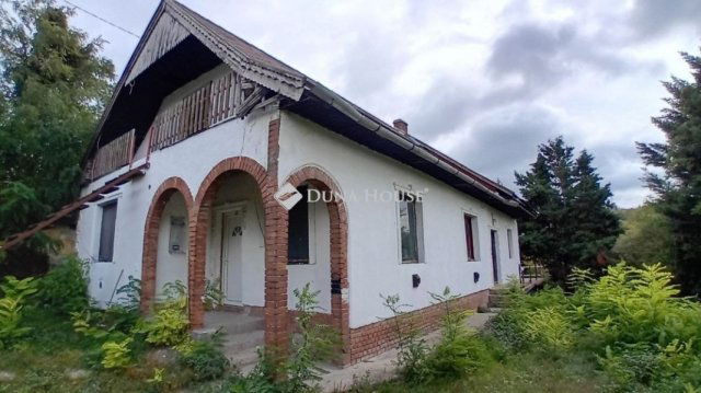 Eladó családi ház, Tinnyén 39.9 M Ft, 5 szobás