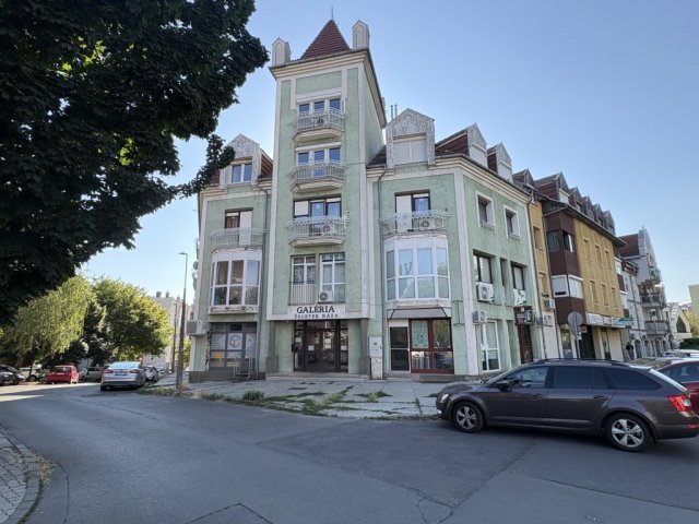 Kiadó téglalakás, albérlet, Kaposváron 190 E Ft / hó, 3 szobás