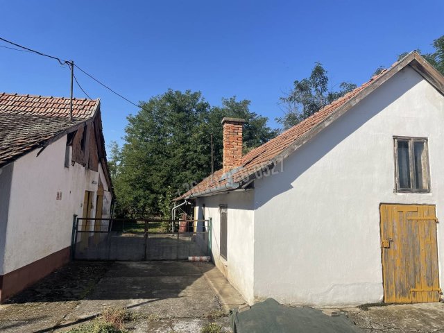 Eladó családi ház, Újkígyóson 25 M Ft, 3 szobás