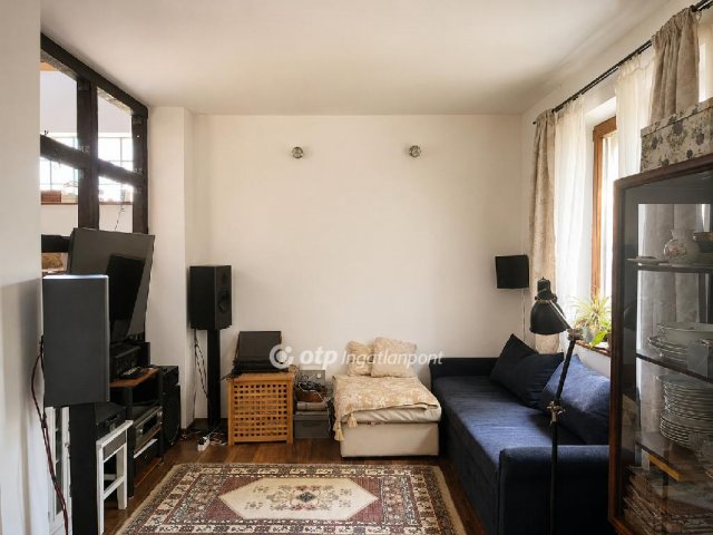 Eladó családi ház, Székesfehérvárott 99.5 M Ft, 4 szobás