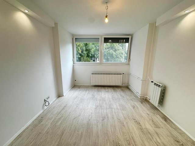Eladó panellakás, Budapesten, IV. kerületben, Nyár utcában
