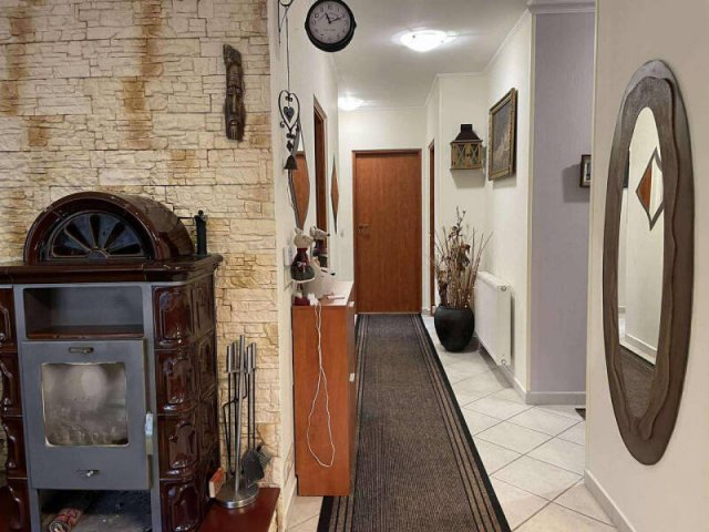 Eladó téglalakás, Pilisvörösváron 129 M Ft, 4 szobás