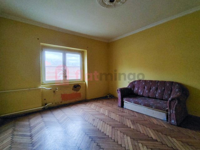 Eladó családi ház, Pécsett 29.99 M Ft, 2+1 szobás