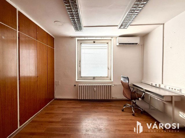 Kiadó iroda, Győrött 45 E Ft / hó, 1 szobás