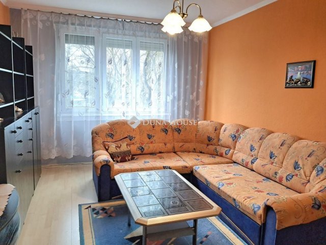 Eladó panellakás, Budapesten, XV. kerületben, Nyírpalota úton