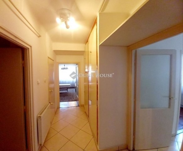 Eladó téglalakás, Gödön 64.4 M Ft, 2 szobás