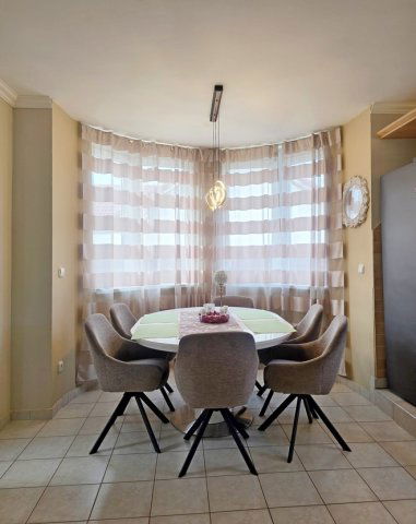 Eladó családi ház, Debrecenben 109.9 M Ft, 4 szobás