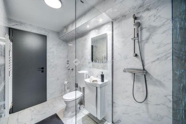 Eladó téglalakás, Budapesten, VIII. kerületben 94.9 M Ft