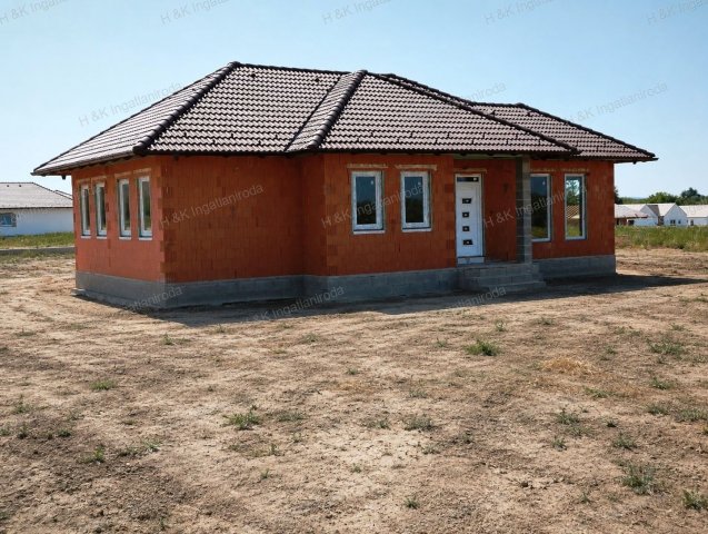 Eladó családi ház, Csörögön 91.49 M Ft, 4 szobás