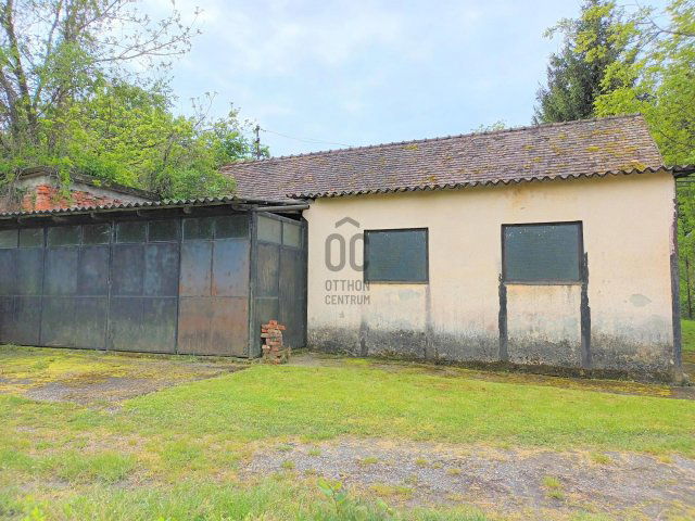 Eladó ipari ingatlan, Bázakerettyén 4.4 M Ft