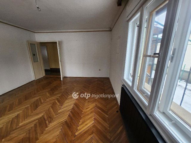 Eladó családi ház, Vecsésen 79.4 M Ft, 2 szobás