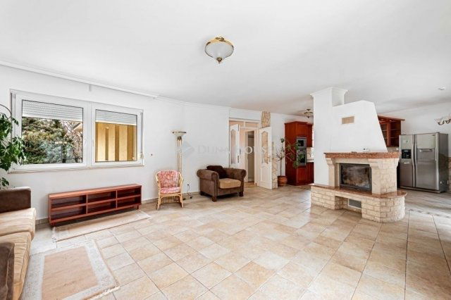 Eladó családi ház, Budapesten, II. kerületben 299 M Ft, 7 szobás