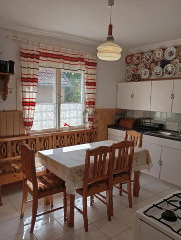 Eladó családi ház, Decsen, Rákóczi utcában 22.9 M Ft, 3 szobás