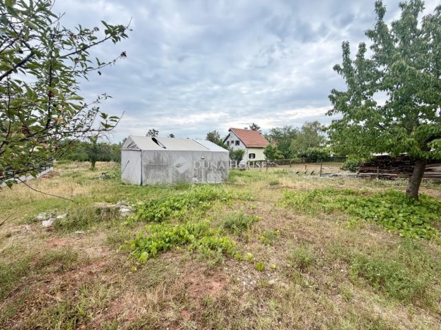 Eladó telek, Csopakon 70 M Ft / költözzbe.hu