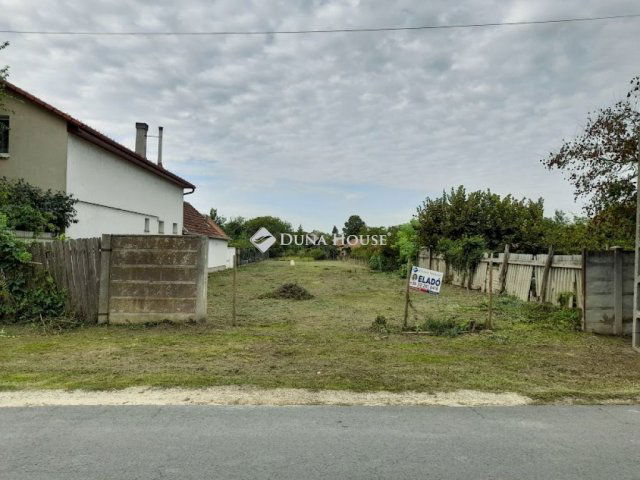 Eladó telek, Békéscsabán 8 M Ft / költözzbe.hu