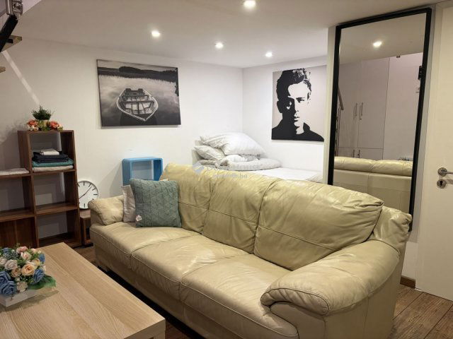 Eladó téglalakás, Budapesten, VI. kerületben, Dessewffy utcában