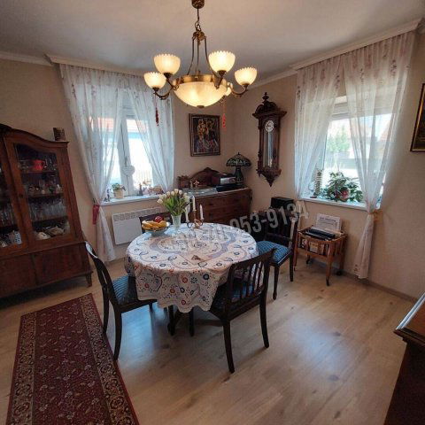 Eladó családi ház, Keszthelyen 83.5 M Ft, 4 szobás