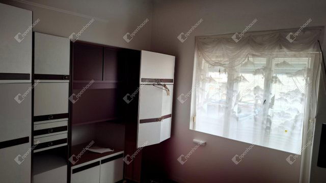 Eladó családi ház, Debrecenben 108.5 M Ft, 4 szobás