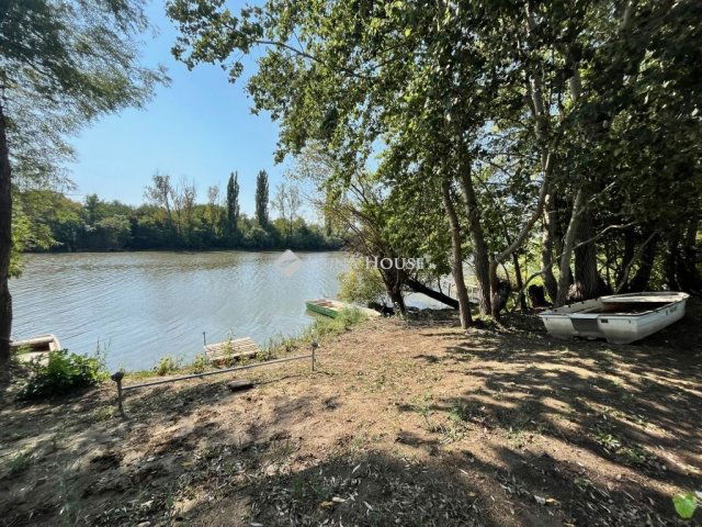 Eladó családi ház, Csongrádon 21.9 M Ft, 2 szobás