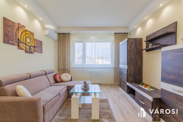 Kiadó panellakás, albérlet, Szegeden 175 E Ft / hó, 2 szobás