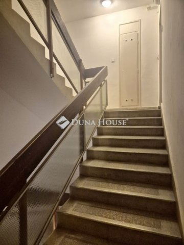 Eladó téglalakás, Budapesten, II. kerületben 109.9 M Ft