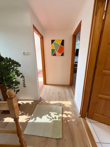 Eladó téglalakás, Pécsett 87.9 M Ft, 4 szobás