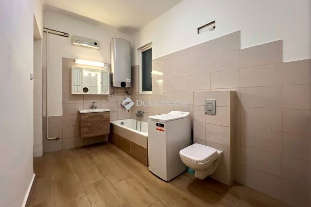 Eladó téglalakás, Budapesten, XIII. kerületben 70.5 M Ft