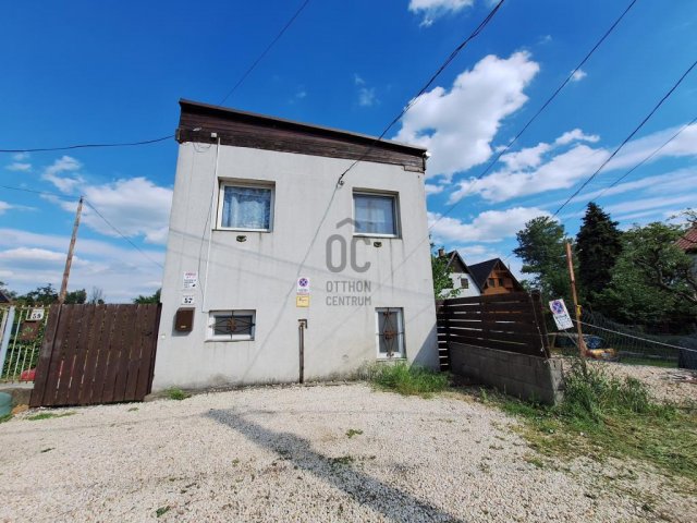 Eladó családi ház, Szigetszentmiklóson 87 M Ft, 2 szobás