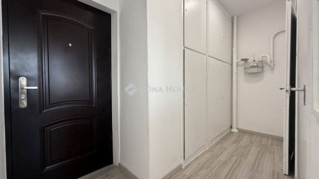 Eladó téglalakás, Szombathelyen 33.999 M Ft, 2 szobás